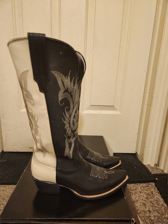 Freebird by Steven Shoes - Freebird Woodland Boot Black and White Sz 9